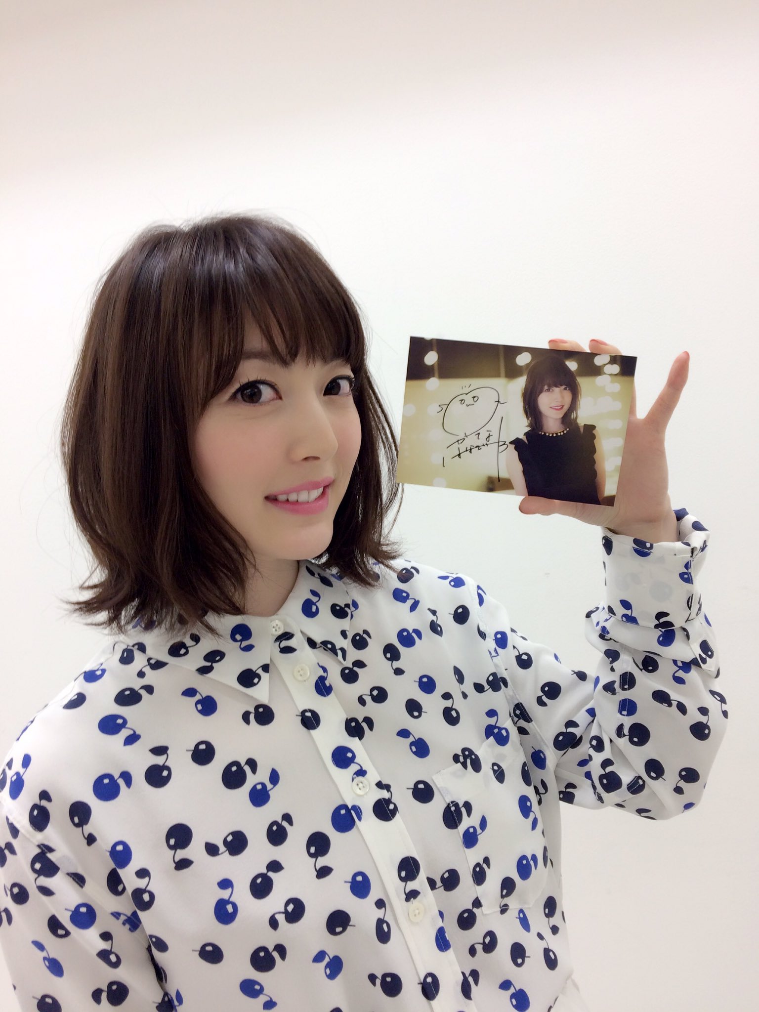 Dragon 物語同盟no 312 Pa Twitter 香菜ちゃんかわいいです すごい声も好きです おめでとう ๑ ㅂ و 自分が声優ハマるきっかけになった人 幸せになってほしいなぁ 花澤香菜生誕祭17 花澤香菜が好きな人はrt Rtした人全員フォローする T Co Yfrzuogslr