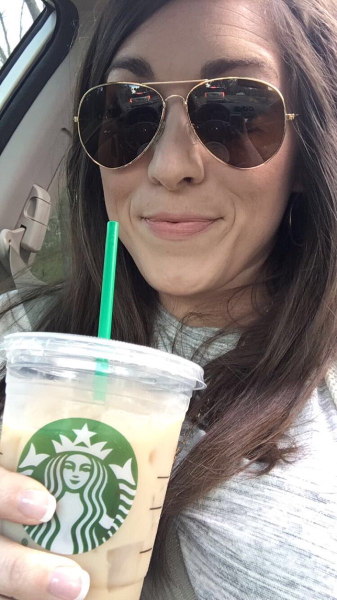 hollyp71's tweet photo. Thanks @Starbucks for making my birthday caffeinated. #freecoffee #starbucks #27 https://t.co/v2C8mLtWgD