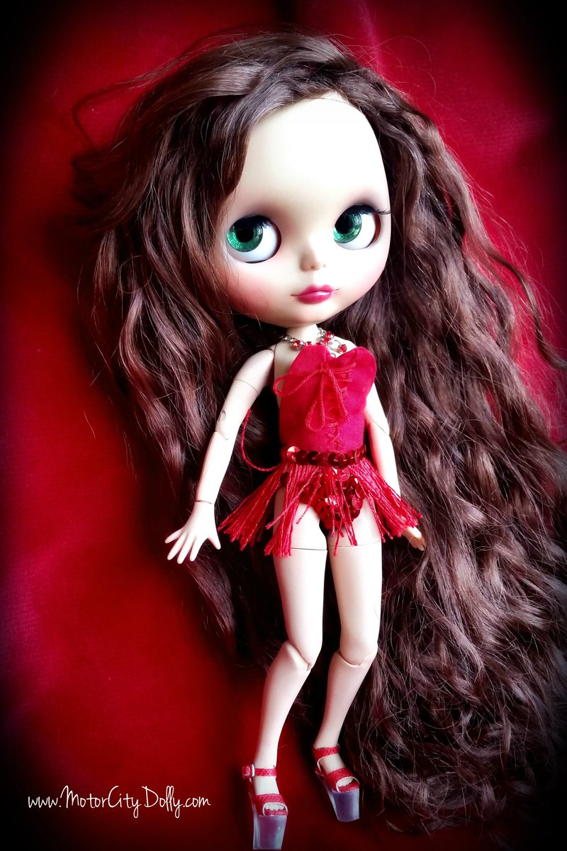 coedependent's tweet photo. Sat Feb 25, Cherie debuts at the Erotic Poetry Festival! https://t.co/htahCim263 #tangentgallery #customblythe #detroitartshow #eroticpoetry https://t.co/LEOntc76Ug