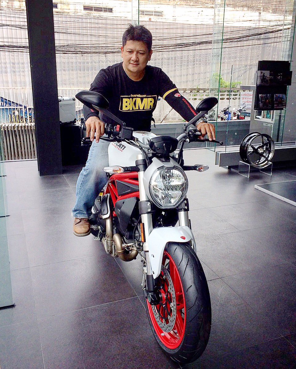 DarkDiy's tweet photo. New Model Ducati M797
#Desmo #motocycle #biker #DucatiThailand #Ducati #Rider ##DesmoOwnerClub #M797 https://t.co/9TFOBr2uMf