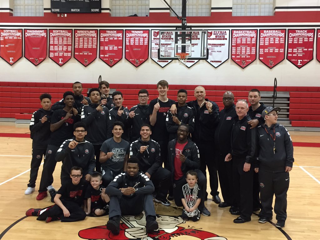 ElyriaAthletics's tweet photo. @EHS_BoysBball https://t.co/Mc4yFoATwE