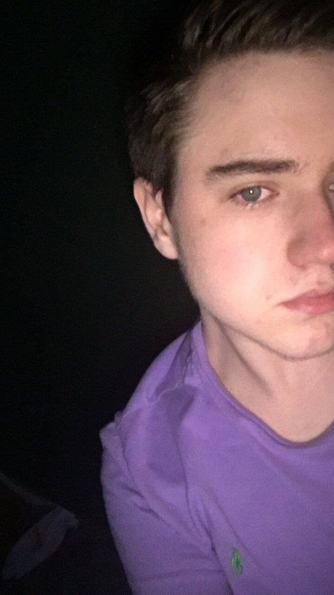 thompiss's tweet image. This is the man who is responsible for rigging the 2016 presidential election. Anyone with any information about him please come forward.