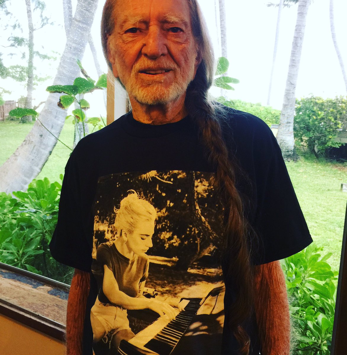 Dad representing <a href="/ladygaga/">Lady Gaga</a> #millionreasons she's the queen