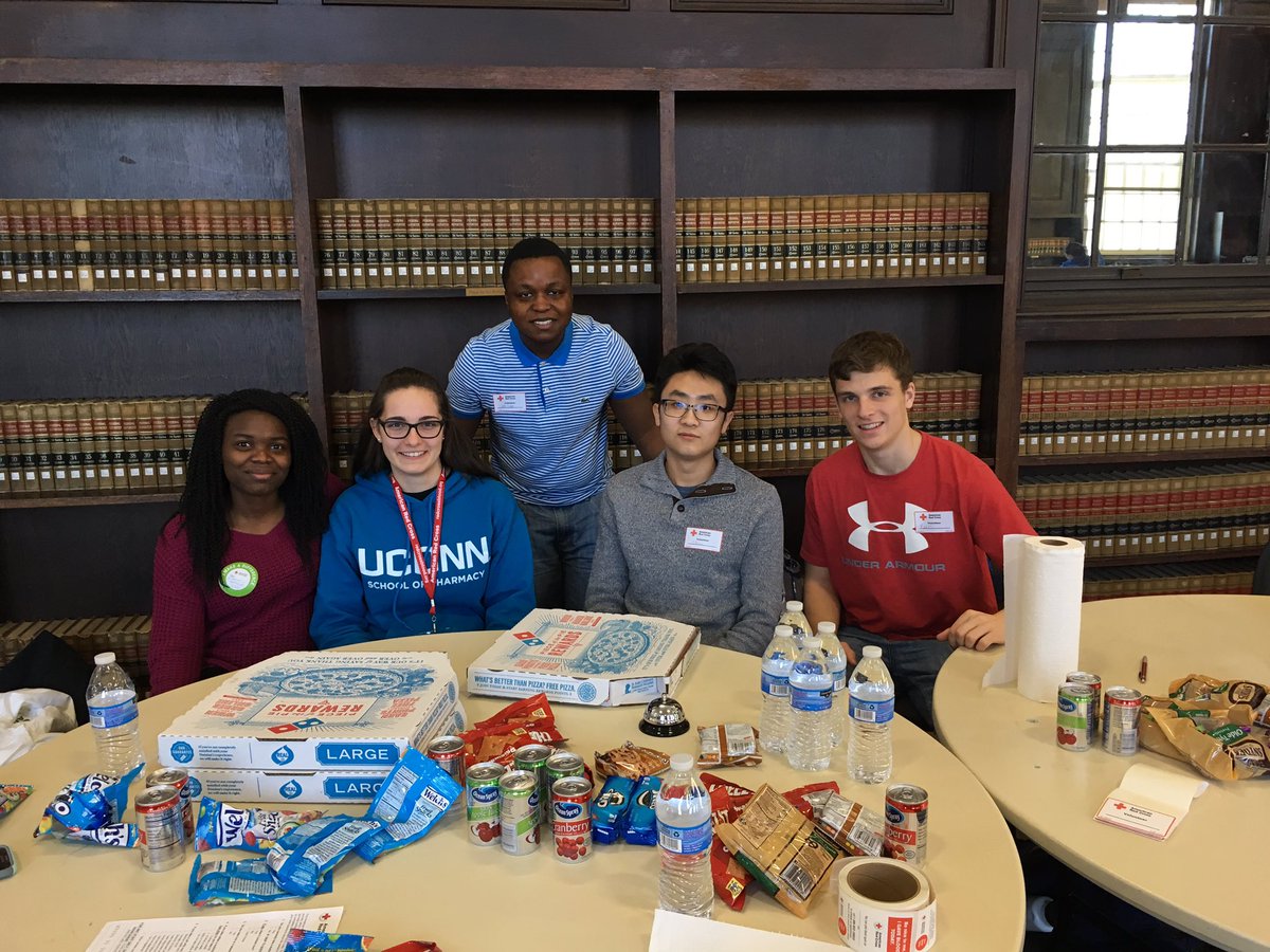 UConn_SNPhA's tweet photo. Blood drive last Friday and Monday! Saving 3 lives for each donation!#snphanobarriers, #regionsecondtonone, #WeStandTogether https://t.co/ynXI0oQQNq