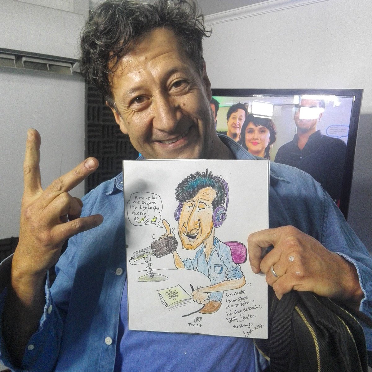 LuchodeChile's tweet photo. Gracias por todo querido amigo @WillySemler . Hasta siempre ... #Enradiados https://t.co/Qcr3zzGBV5