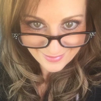 Lisa M Howes tweet media