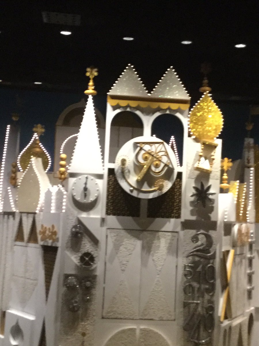atleve's tweet photo. Guess what's next @pdubsuw! Check yo snaps soooooon!! Bwahahaha!!! ๐๐๐ #DisneyHell https://t.co/AmFHXRG5Nl