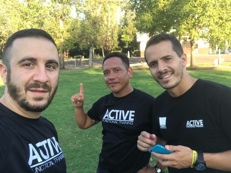 ProfeMaty's tweet photo. #TamoEnVivo #Lanus  #RunningFuncional con el equipo del #PuntoLanus #Active #ConTodo https://t.co/GwdiJTVrfQ