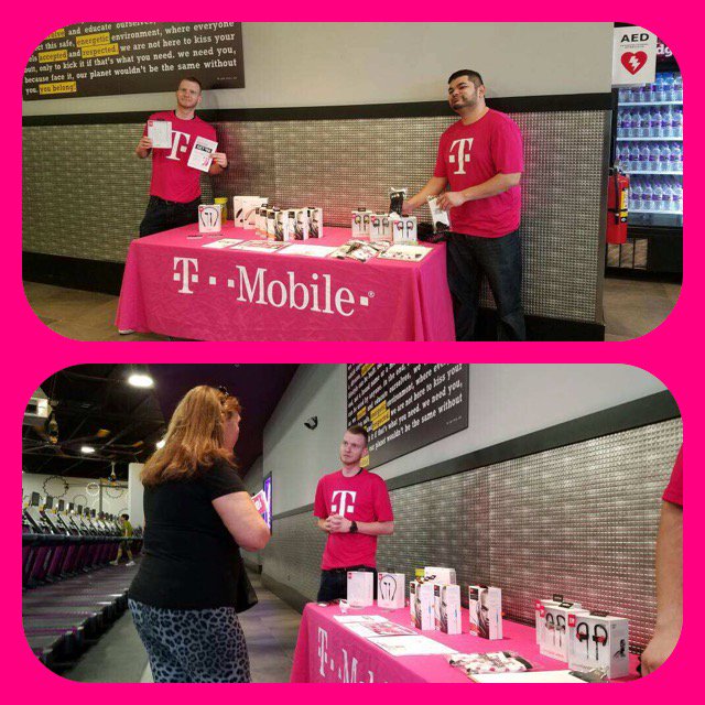 oblingerb's tweet photo. Getting out and spreading the word about @TMobile. Come see us at the new Middletown store! @rsnorbeck @cdlmarriott https://t.co/PsSs6BJQ1q