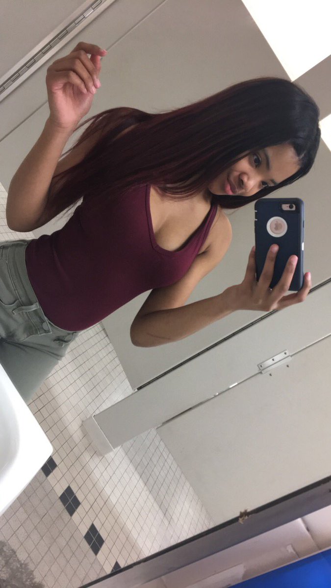 Junglegurlmixx's tweet photo. I'm from the burbs but shit #ChicagoGirlsBreakTheInternet 😍❤ https://t.co/l2GZoYQChA