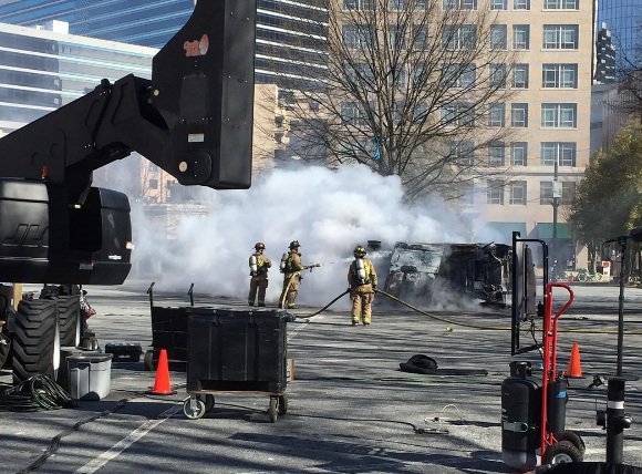 wassernixlein's tweet photo. Thank you #AtlantaFireDepartment for helping put out the blaze... #MacGyver (curtesy of director @antonionegret: https://t.co/6P9no4PDxA) https://t.co/b810SxRpWg