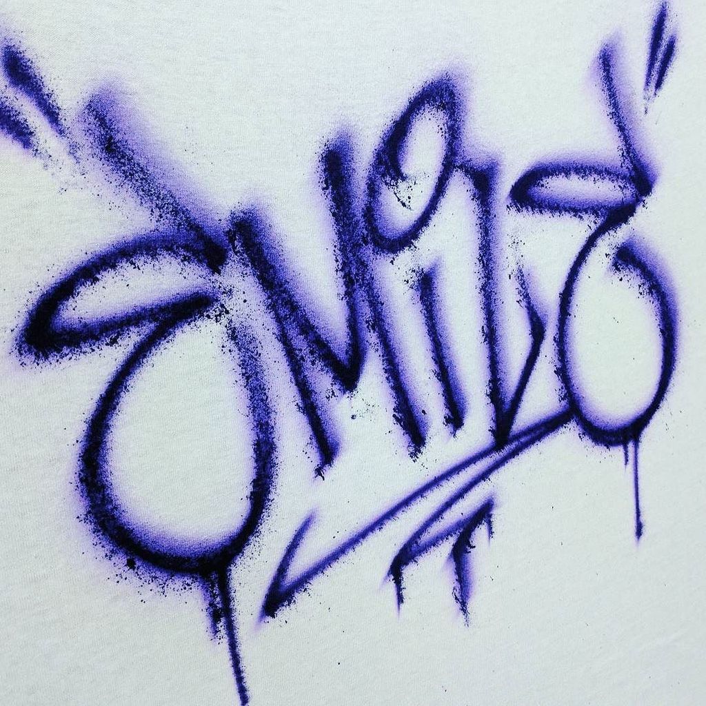 AirbrushCustoms's tweet photo. Did a whole design in the splatter technique. Kinda diggin it.. #techniques #graffiti #handlettering #airbrushcusto… https://t.co/T1BdWNUlNz