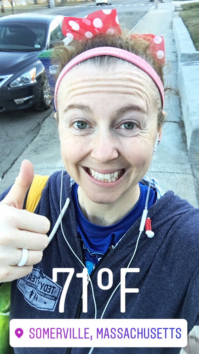 IrishEyes1982's tweet image. What a gorgeous day!! I took my afternoon conference calls to the street! #GetToSteppin #LifeAtPega