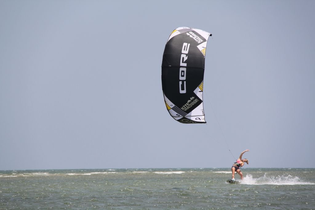 kiteworldwide's tweet image. The season in Kenya is coming to an end... 
Luckily the next season already starts in June.