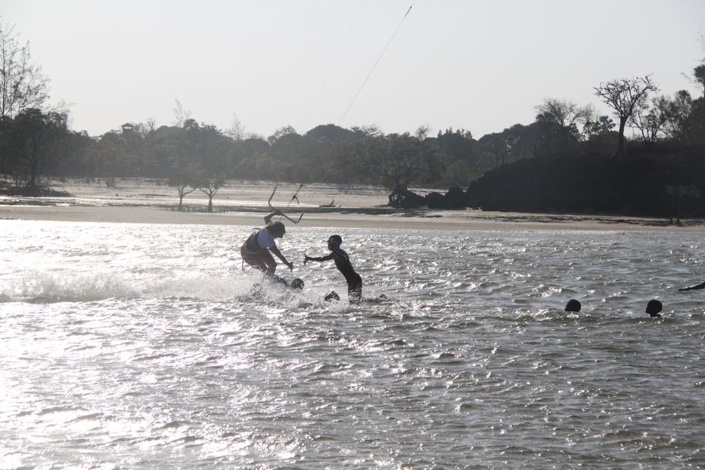 kiteworldwide's tweet image. The season in Kenya is coming to an end... 
Luckily the next season already starts in June.