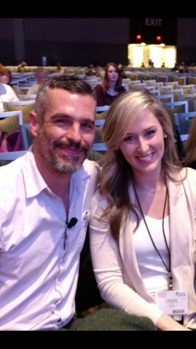 CarrieHyde18's tweet image. Oh hey bj miller! #hpm17  #1fangirl #firsttweet  @bjmillermd