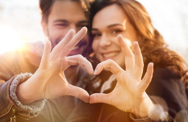 ViBETVmx's tweet photo. ¡En el amor no hay barreras! ¿Tu pareja tiene diferente cultura o nacionalidad? HOY en #DeA2 con @patriciagconde Repetición 21:00HRS. https://t.co/4zyNhxUl5g
