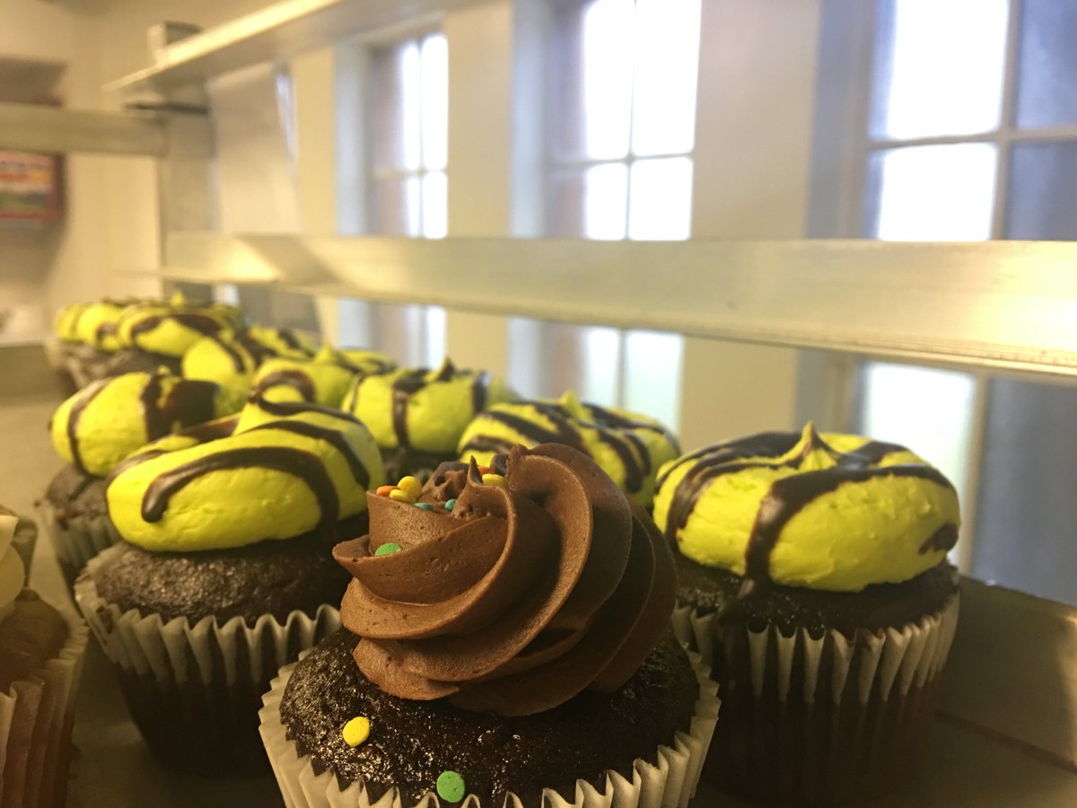 The Divine Cupcake tweet media
