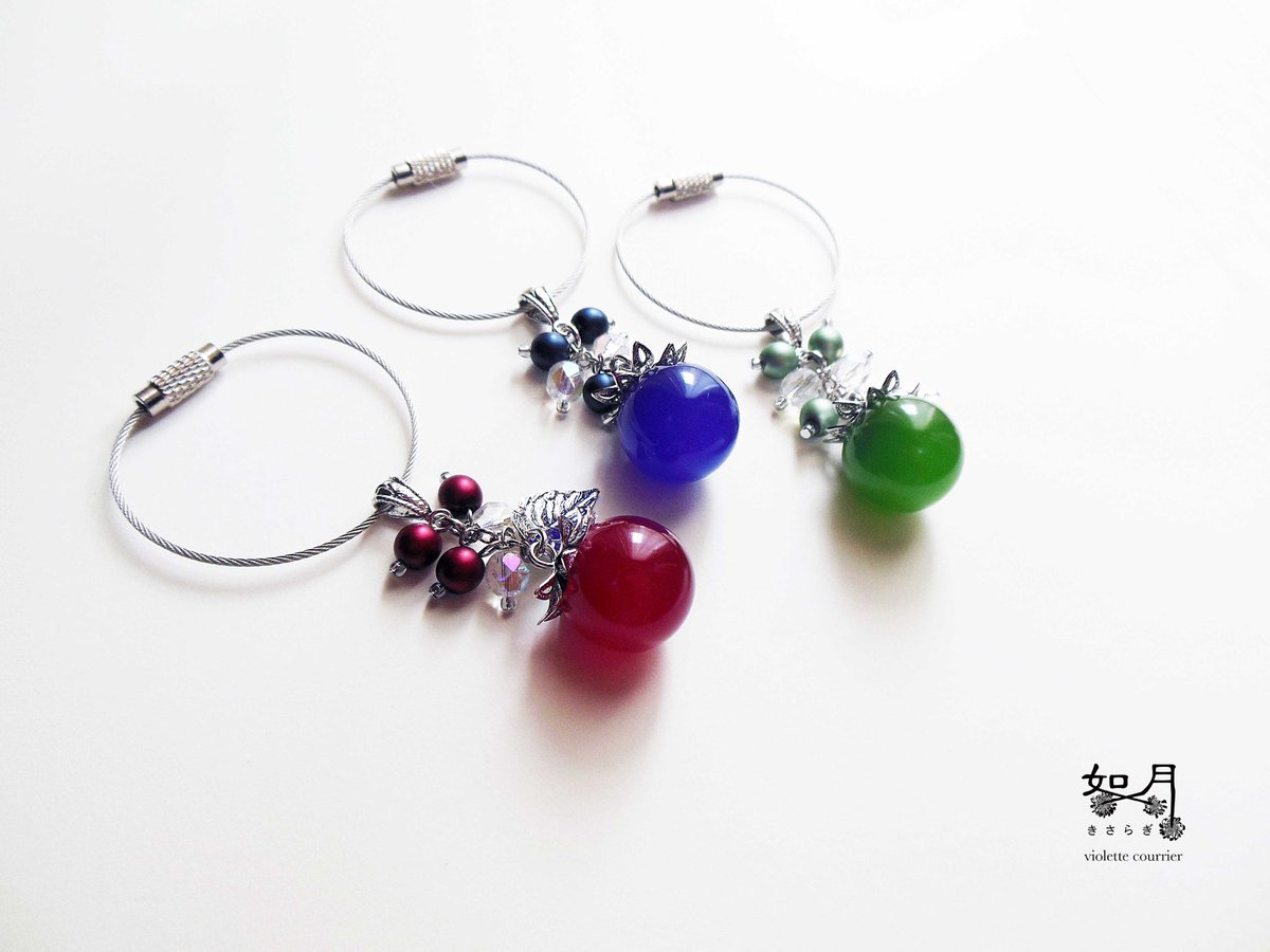 そんな中ではありますが
取り急ぎお知らせを。
ちゅるりちごシリーズの
「Winter Chururichigo」は
冬季限定作品でしたので
今月いっぱいで下げさせていただく予定です！
よろしくお願いいたします(*'ω'*)