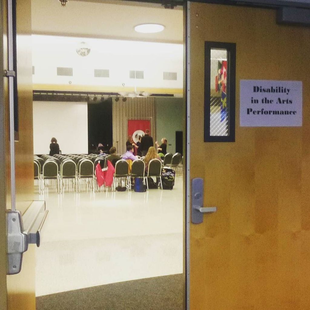 WOU_WAAM's tweet image. We are starting to set up. Come join us tonight for the disabilities in the arts performan… ift.tt/2mmNZoK