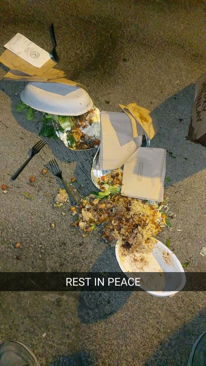 theSPXindex's tweet photo. @ChipotleTweets got some bowls to go and the wet barbacoa caused the bag to rip. My buddy Bill had to eat gravel..Explain yourself #chipotle https://t.co/t1wmDIGWg9