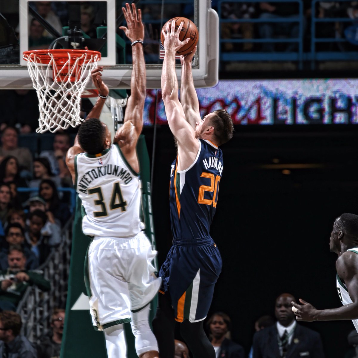 gordon hayward dunk