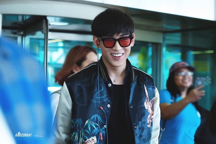 BambamMouth's tweet photo. Te amo❤
#BamBam #GOT7 #แบมแบม #뱀뱀 https://t.co/S3JZAMuJ9q