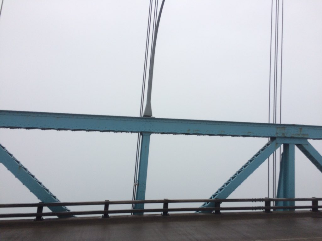 ron196741's tweet photo. My view on the Ambassador Bridge this morning....
Highway to heaven?
Or
Smoke on the water?
Lol https://t.co/1Vij07d3YW