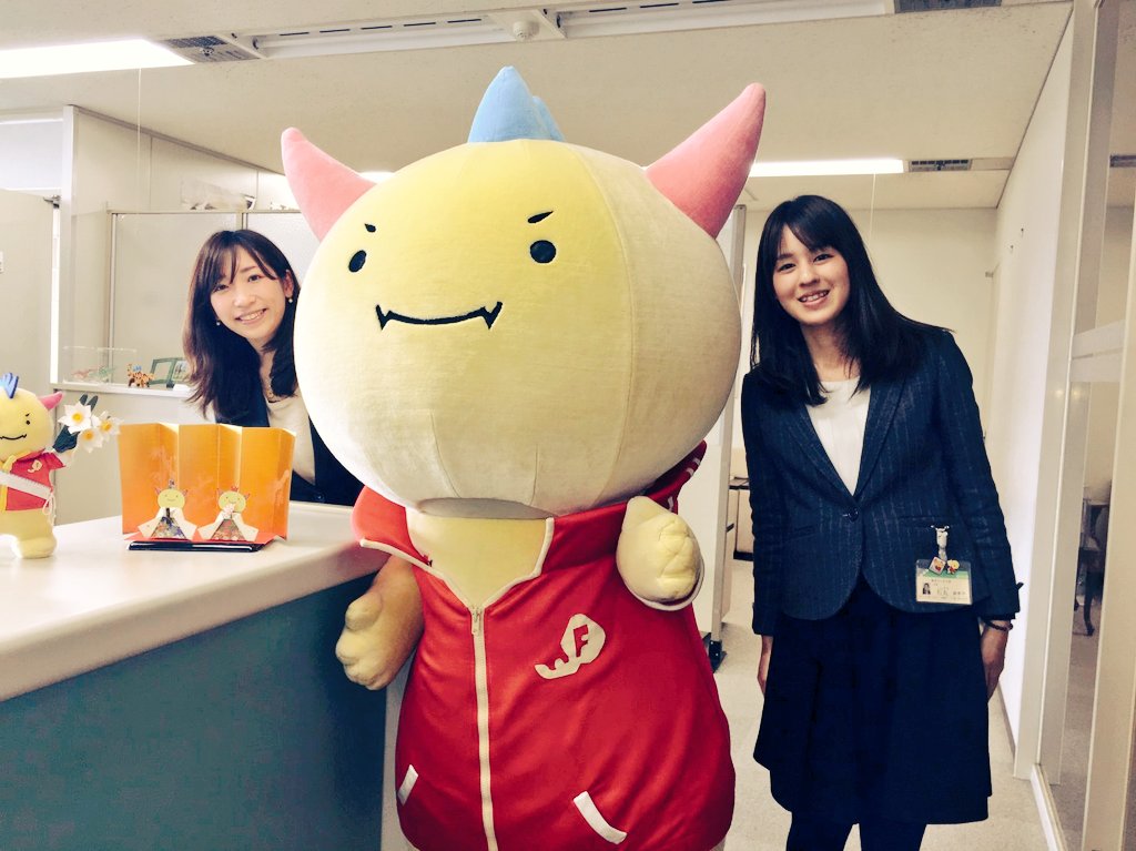 はぴりゅう Happy Ryu Official はぴっ 県庁のお姉さんが 折り紙で はぴりゅうひな人形 作ってくれたは ぴっ ありがとはぴっd O B はぴりゅう ひな祭り ひな人形 折り紙作品