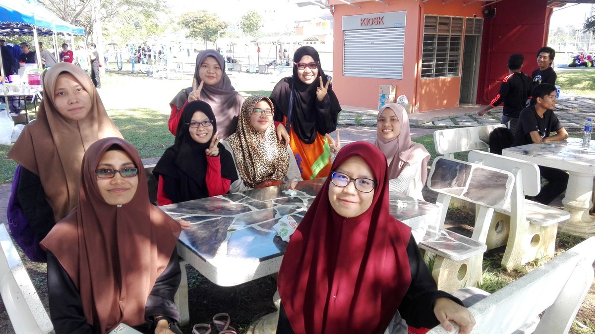 syerrrrrr_'s tweet photo. Kami jadi penyokong ja #sufast #fmmous https://t.co/EZIExrsj08