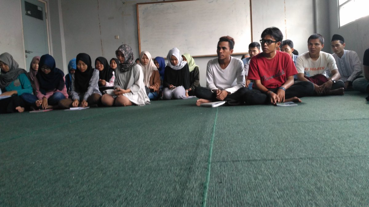 Mapaba Rayon ekonomi uninus, tumbuh subuh kader PMII. At <a href="/PWNUJabar/">PWNUJabar</a> 
👊