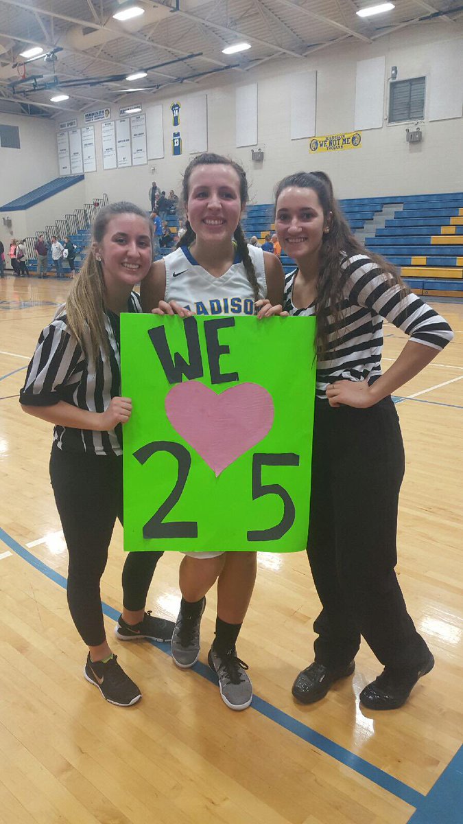 Keeley_Pape's tweet photo. Have I said that I love my cheerleaders ❤❤❤ https://t.co/c01sS0KK8z