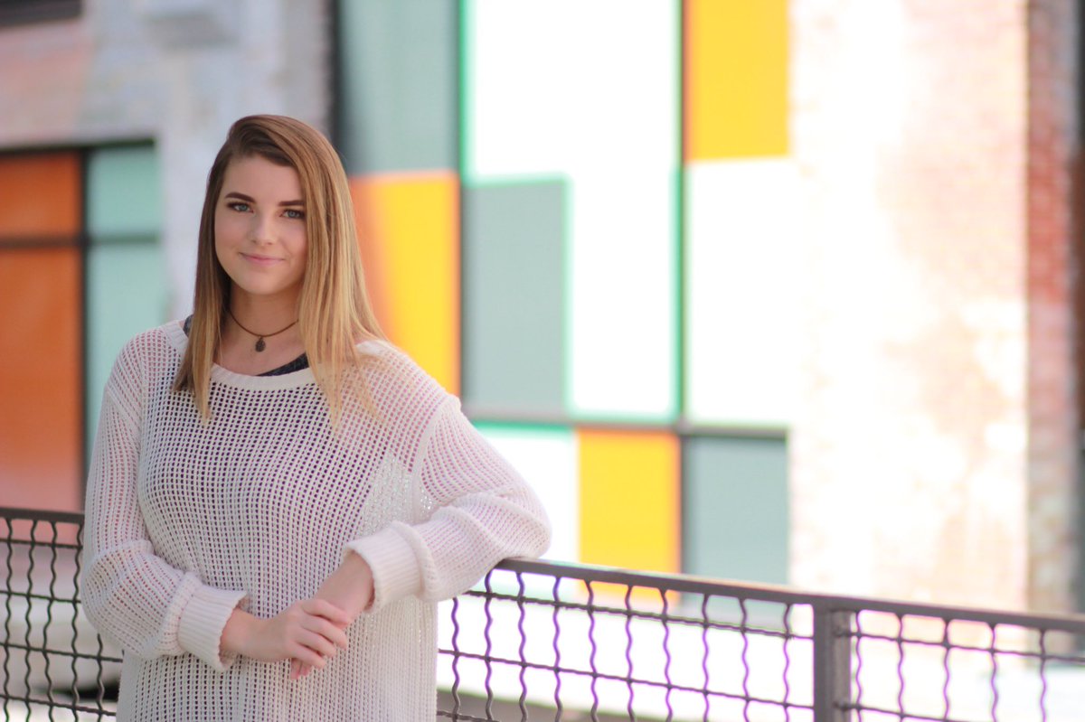 Alright let's just take a moment. My friends are BEAUTS @Kayla4everxx <a href="/dowling_natalie/">natalie dowling</a>