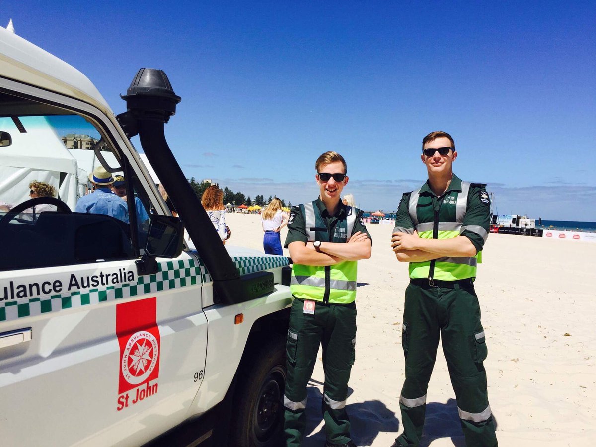 SjaCentral's tweet image. Medical Team for Pol Roger Beach Polo at Glenelg Beach #volunteers #medicalresponse