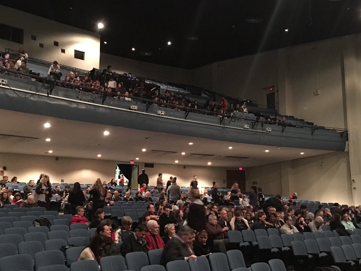 CVTheater's tweet photo. Hello. 😀#CVHSPhantom #OpeningNight #Theater https://t.co/sQCmYLQ8NY