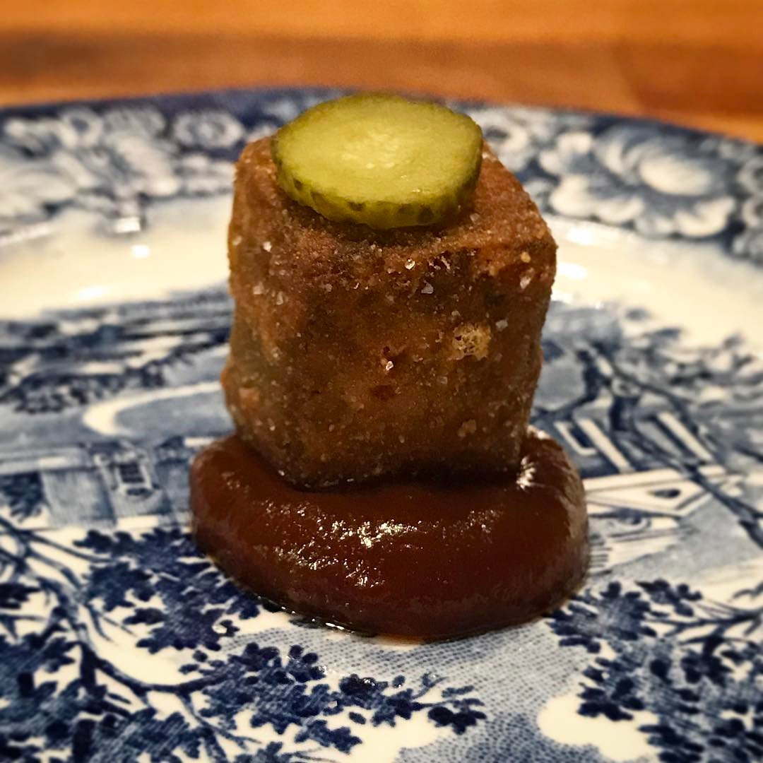 bateauseattle's tweet photo. An amuse-bouche to start off your meal: short rib croquette, red cabbage ketchup, cornichon. https://t.co/3EO7g7dg3y https://t.co/xy2sGE5EzB