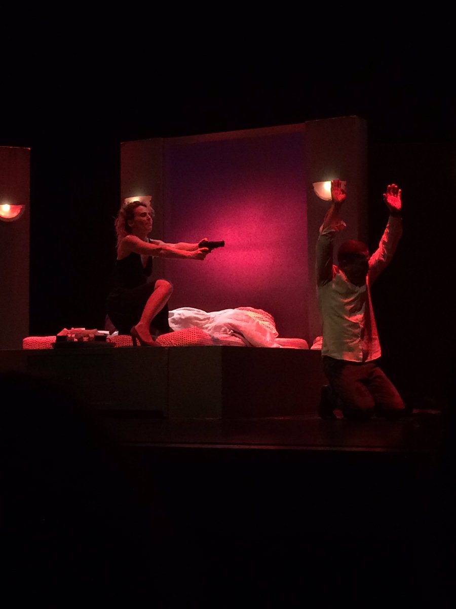 holaholaholaaa8's tweet photo. Buenisima obra "Tenias que ser tu" 😍😍 Que viva el teatro🎭💘 me encanta!! con los guapos y talentosos @LaAleGuerzoni y @julio_milostich ❤ https://t.co/pBAwlw6ErY