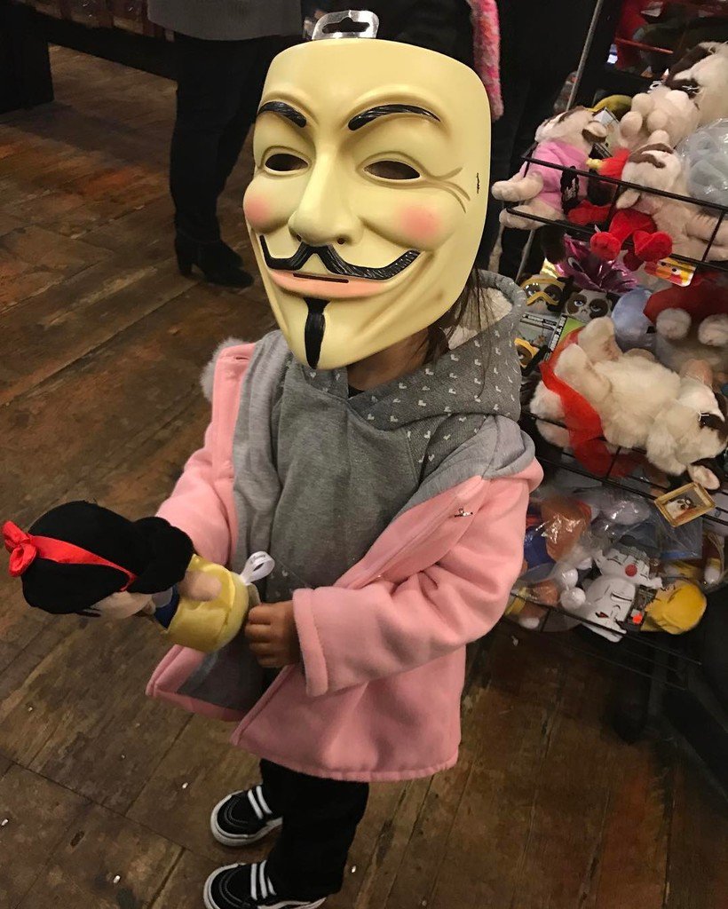 chris-nunez-on-twitter-kali-for-vendetta-https-t-co-5yzmrtwf1m