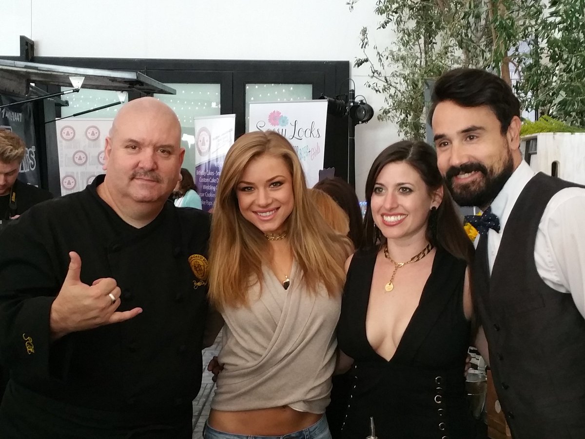 David D. Barnes, RD tweet media