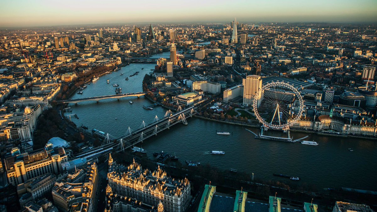aboutthiswkd's tweet photo. Escape to the city, or escape the city? #hotels #startup #dealsandsteals https://t.co/KJYoZrwayc