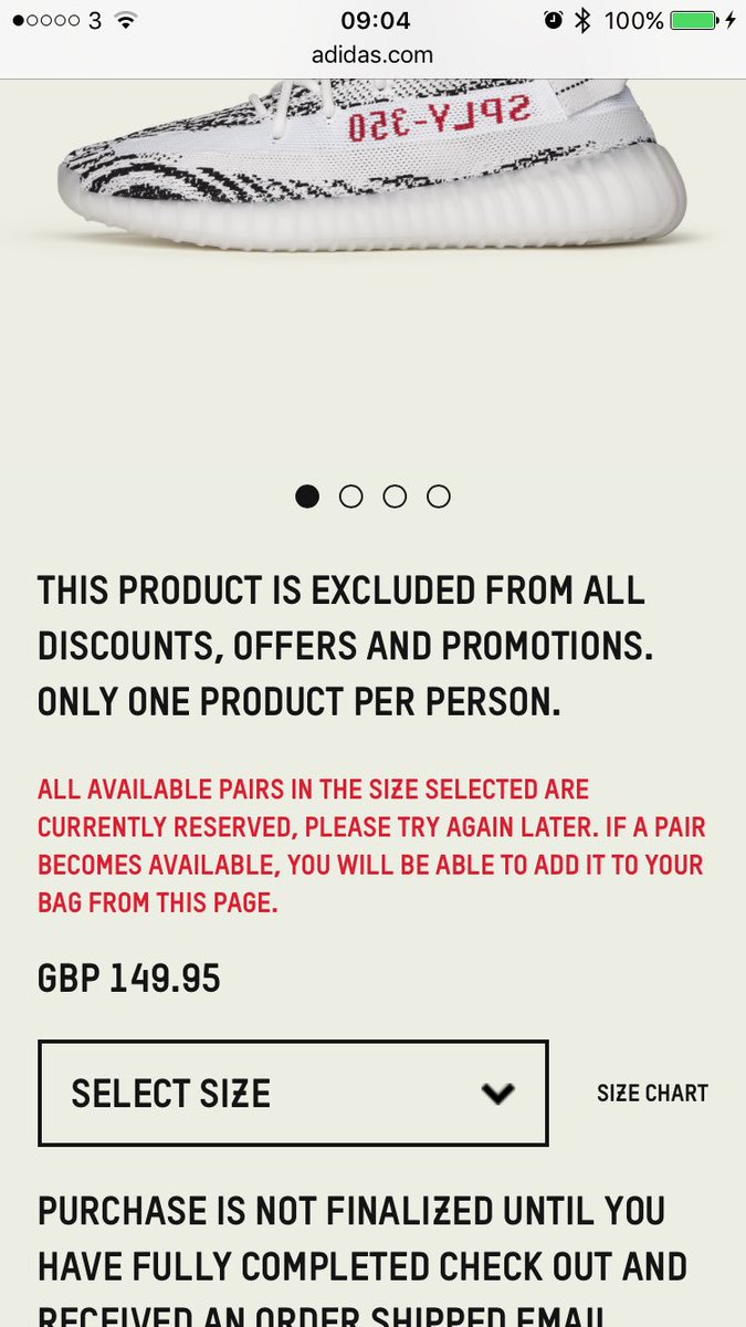 Ronaldoinhoe's tweet photo. Someone help, getting this on every size. What do I do? #yeezy https://t.co/iU15cyKfWS