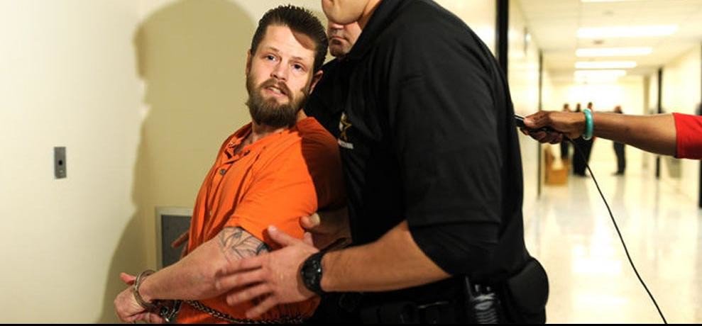 Rato_pati's tweet image. यी हुन् प्रेमिकाको बलात्कारपश्चात् हत्या गरी शवलाई टुक्रा पारि खाने प्रेमी #Ratopati ratopati.com/news/120718/