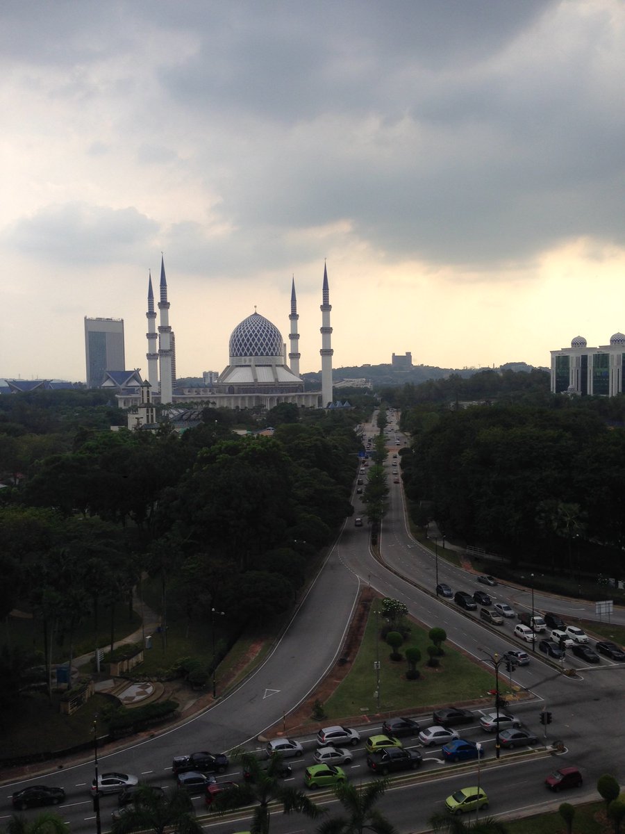 NoraMj's tweet photo. Kenangan d Concorde Hotel Shah Alam, 24-26/2/2017 yang menyakitkan hati😪 https://t.co/GZKNobaNsi