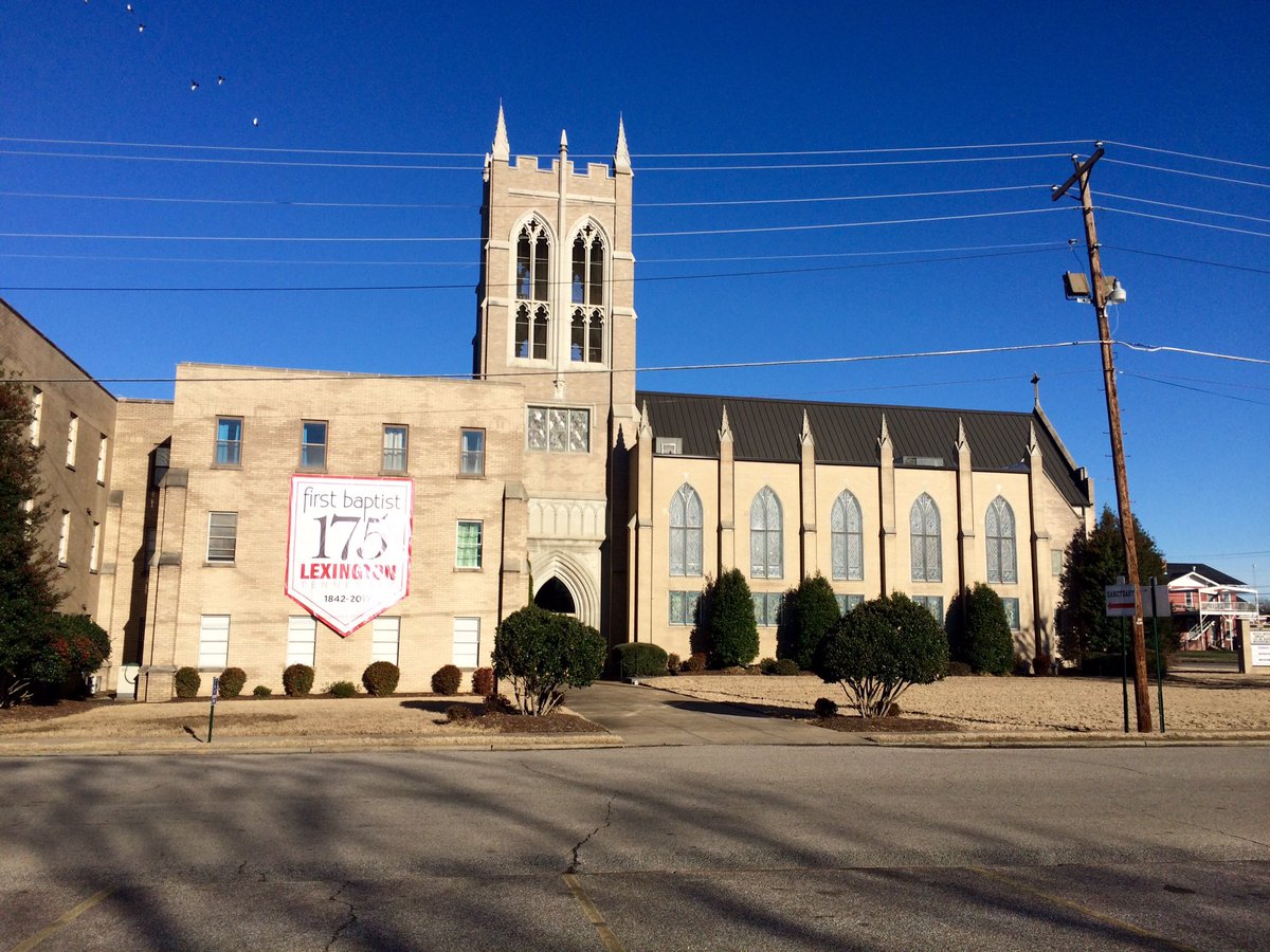 clayhallmark's tweet photo. This Sunday @fbclextn we start our 2 Sunday Baptism marathon as more and more people continue to come to Jesus!!! #more #fbc175 https://t.co/Ic3zHdduKG