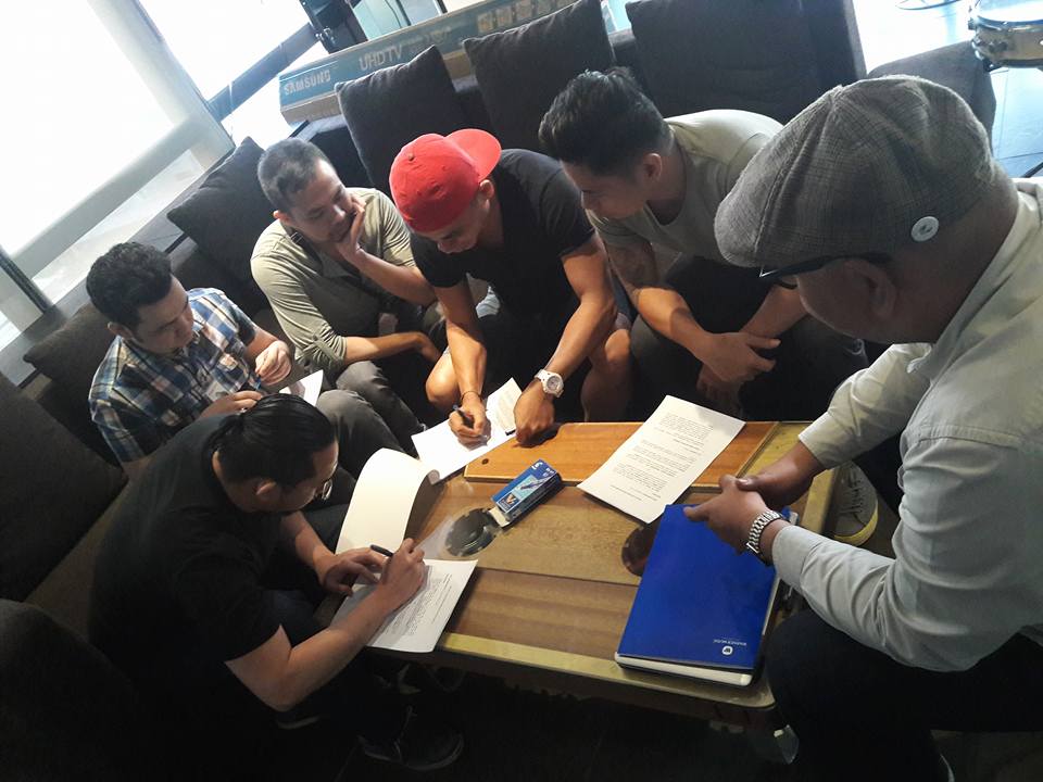 The NEXXUS band tweet media