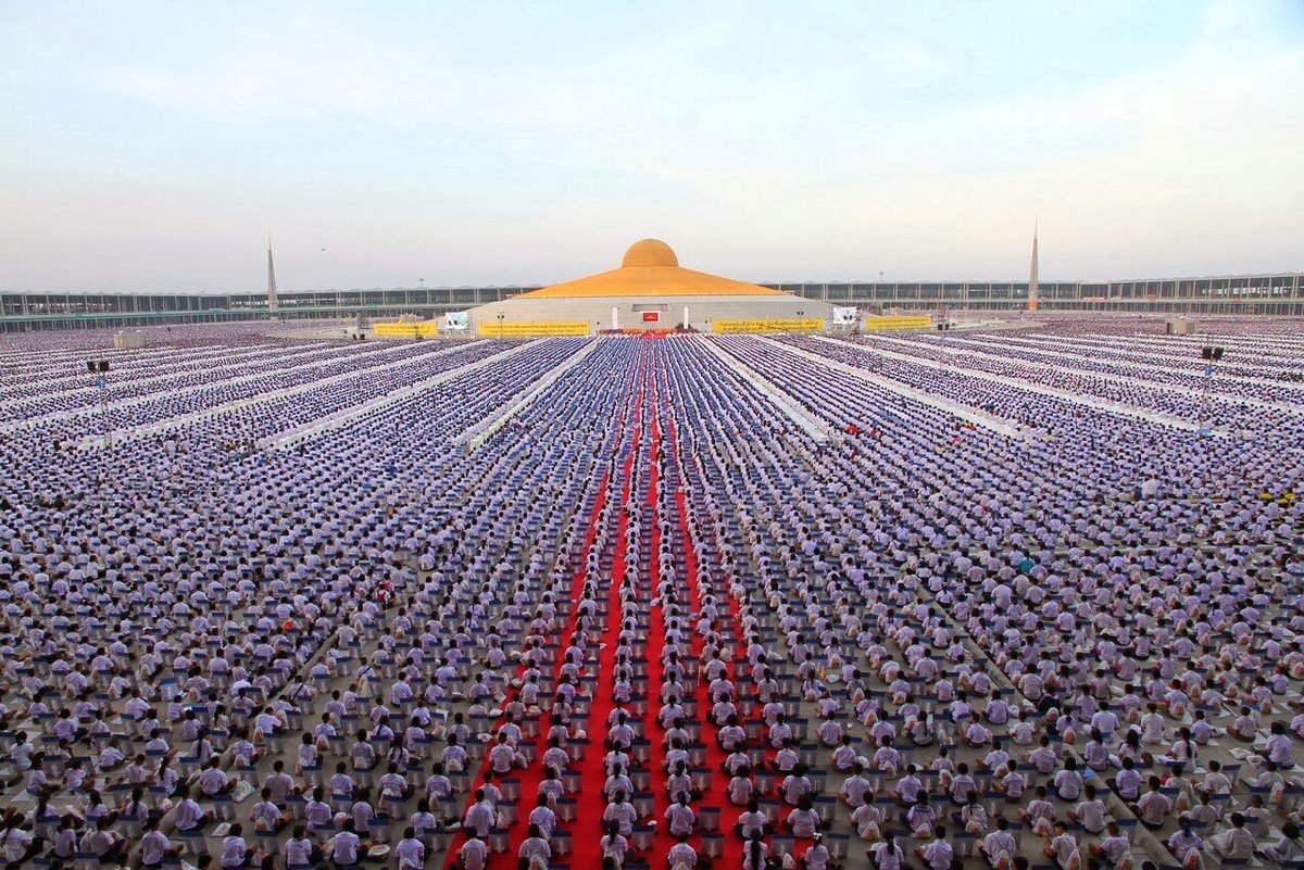 Wat Phra Dhammakaya tweet media