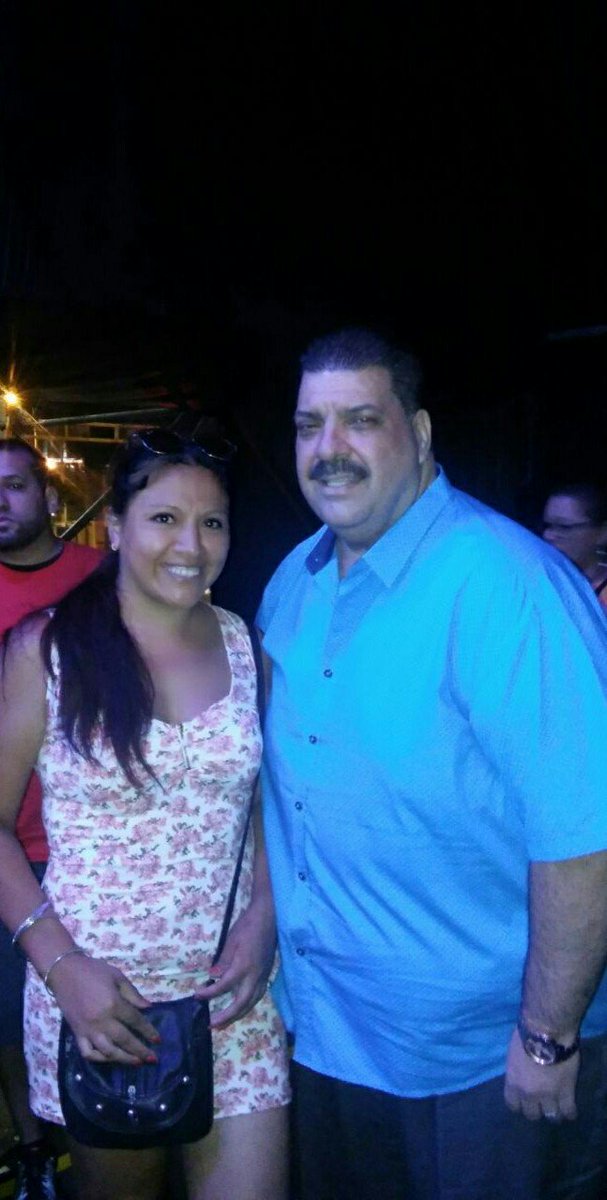 yajaydita's tweet photo. #ShowModaVerano con @MaeloRuiz_SV  🙌🙌🙌 https://t.co/7aVJuDPKgu