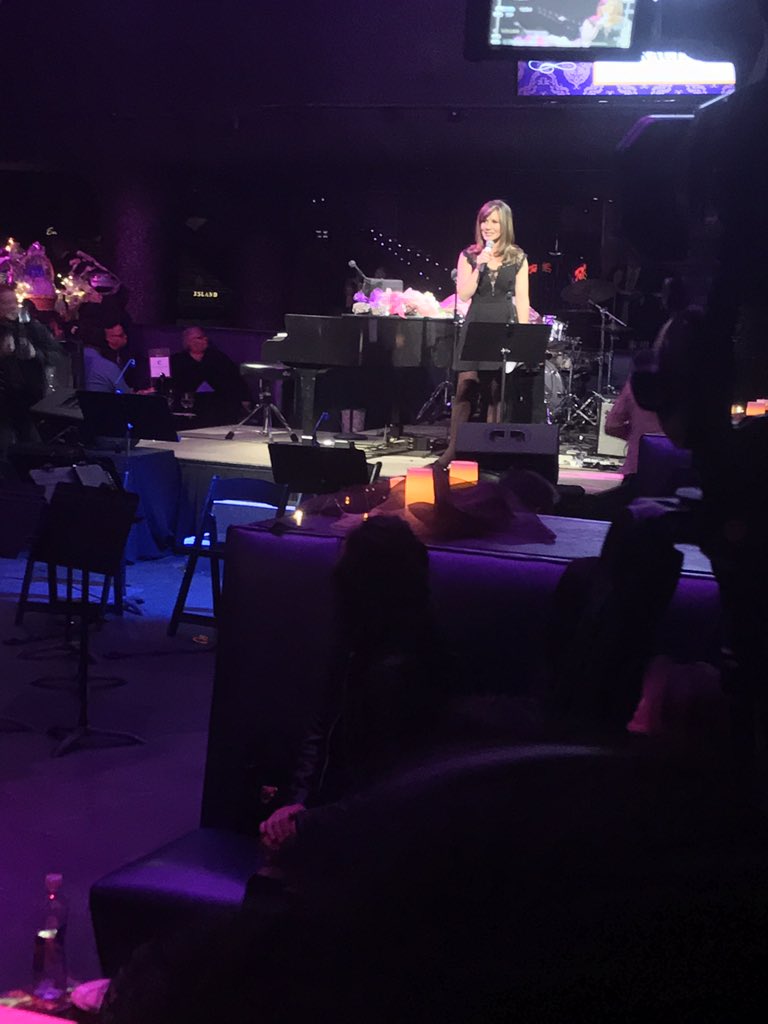 theweekendlv's tweet photo. The lovely &amp; talented @BethFisherTV @ktnv hosting the NV School of the Arts gala at @Palms... we were there to cover it all! #theweekendlv https://t.co/zBcfNTzhOv