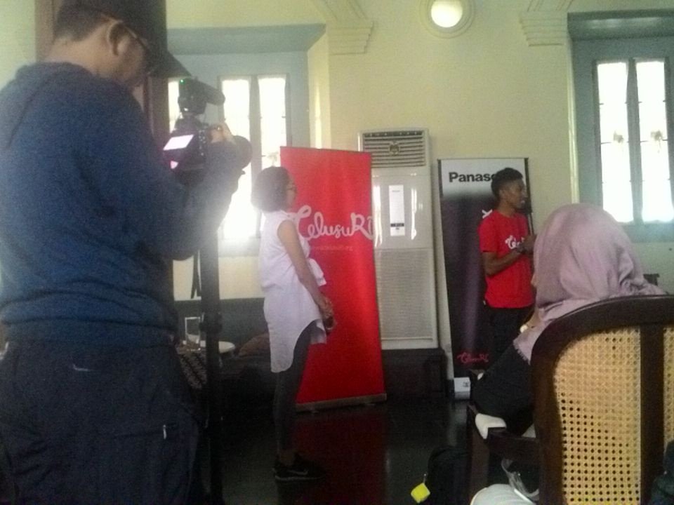 Djarot_1's tweet photo. Buka telinga sama mata siap2 #ClasswithLUMIX https://t.co/YRO3sD0i0z