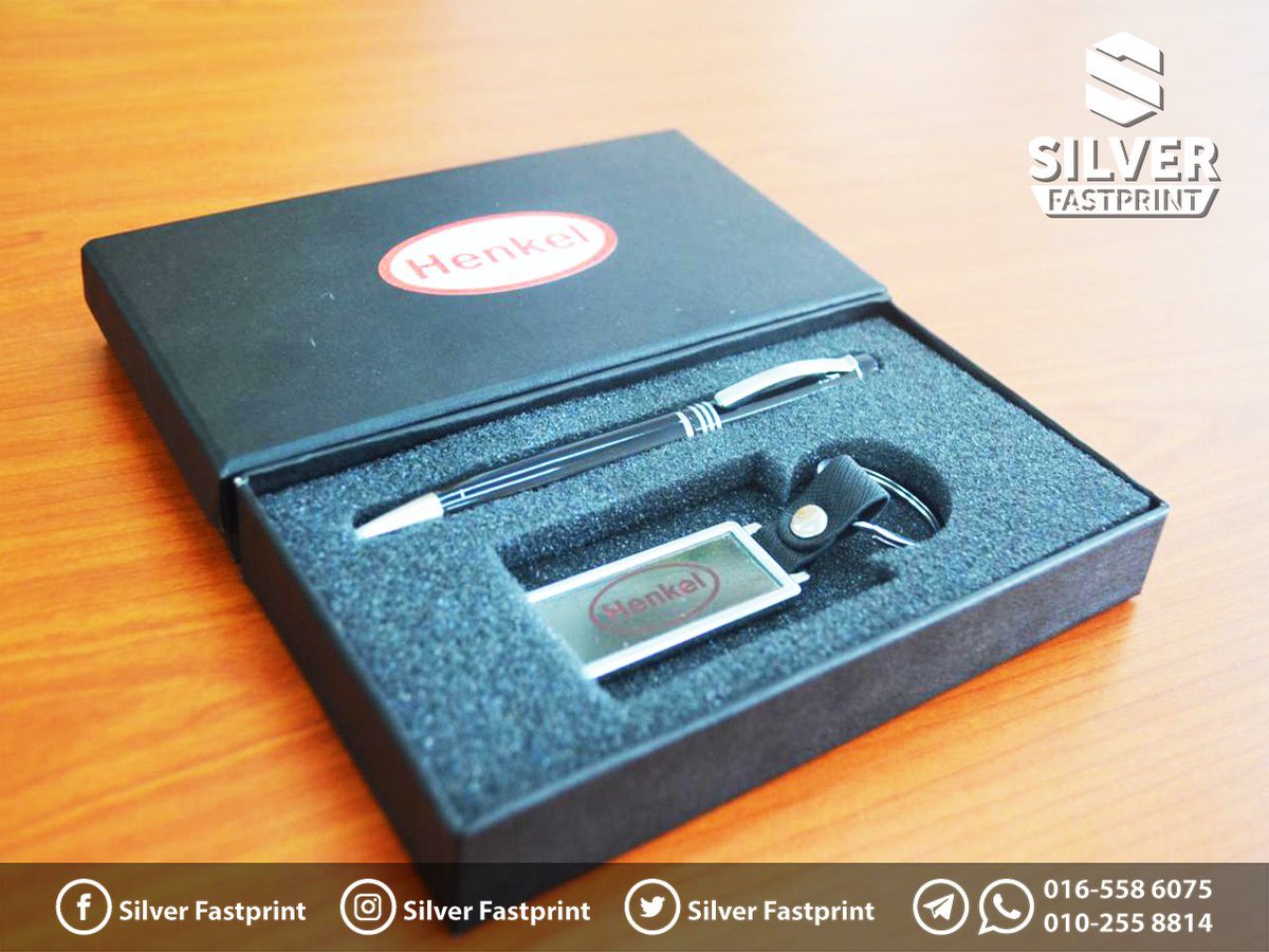 silverfastprint's tweet photo. Gift Pen From Silver Fastprint📢📢📢Gempakkan??Jom tempah hanya di @silverfastprint  #ipoh #Pmkami https://t.co/hUECBYZDkX https://t.co/3WWtPsWX8N